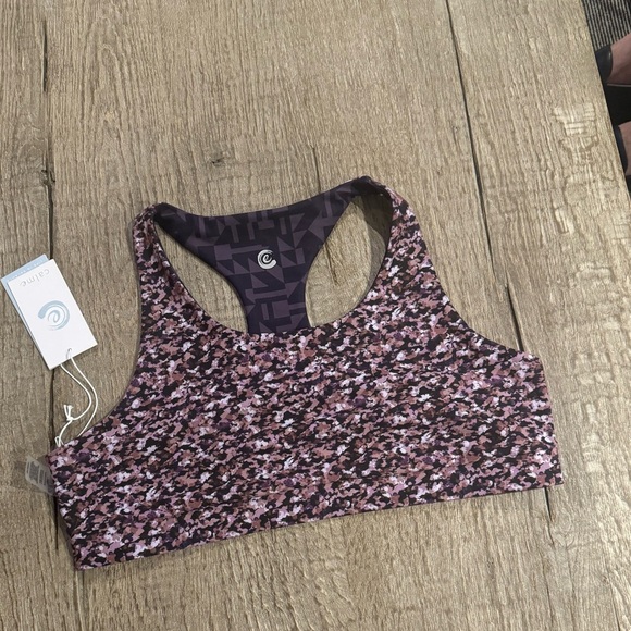 Johnny Was Calme Endurance Reversible Sports Bra. - Picture 2 of 7